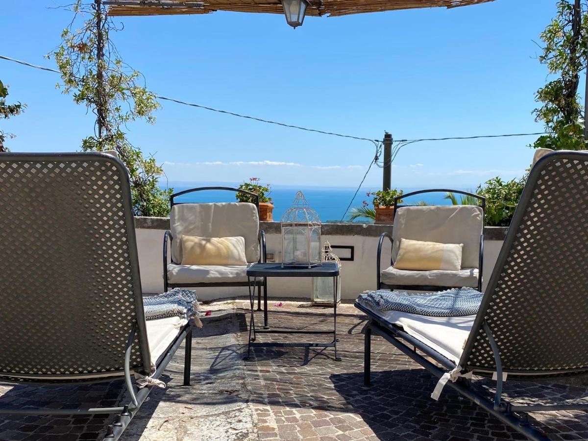 Villa In Gargano - Villa Basso มอนเต ซานตานเจโล ภายนอก รูปภาพ