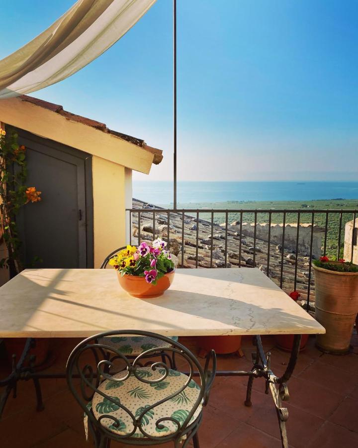 Villa In Gargano - Villa Basso มอนเต ซานตานเจโล ภายนอก รูปภาพ