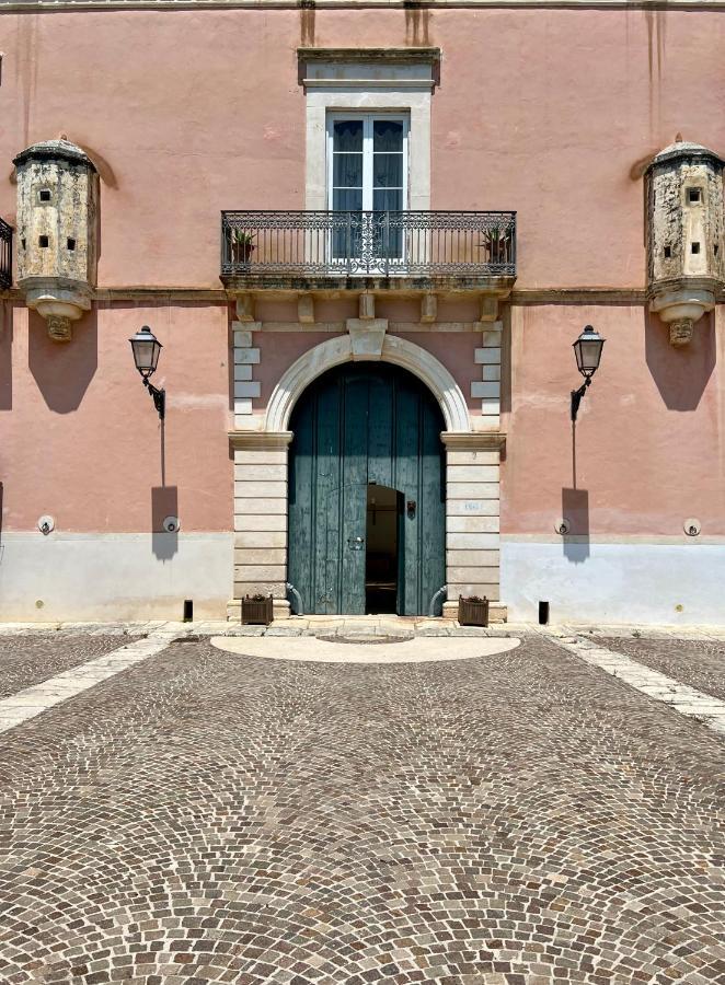 Villa In Gargano - Villa Basso มอนเต ซานตานเจโล ภายนอก รูปภาพ