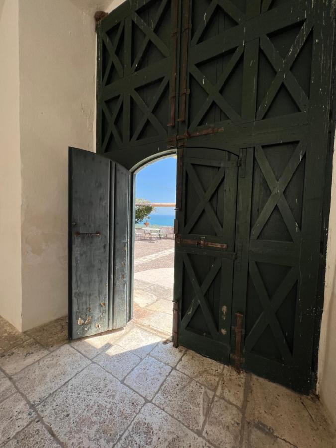 Villa In Gargano - Villa Basso มอนเต ซานตานเจโล ภายนอก รูปภาพ