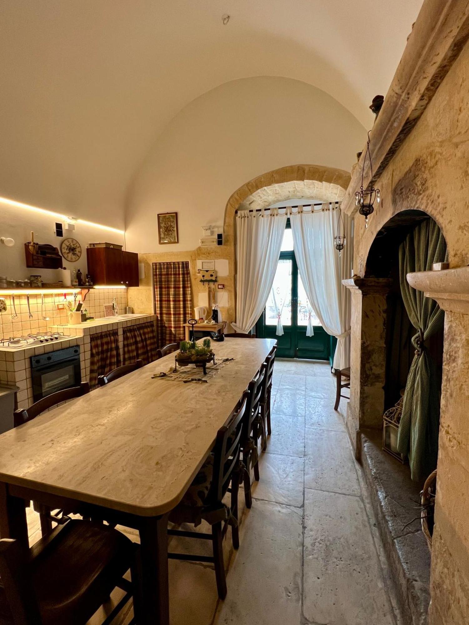Villa In Gargano - Villa Basso มอนเต ซานตานเจโล ภายนอก รูปภาพ