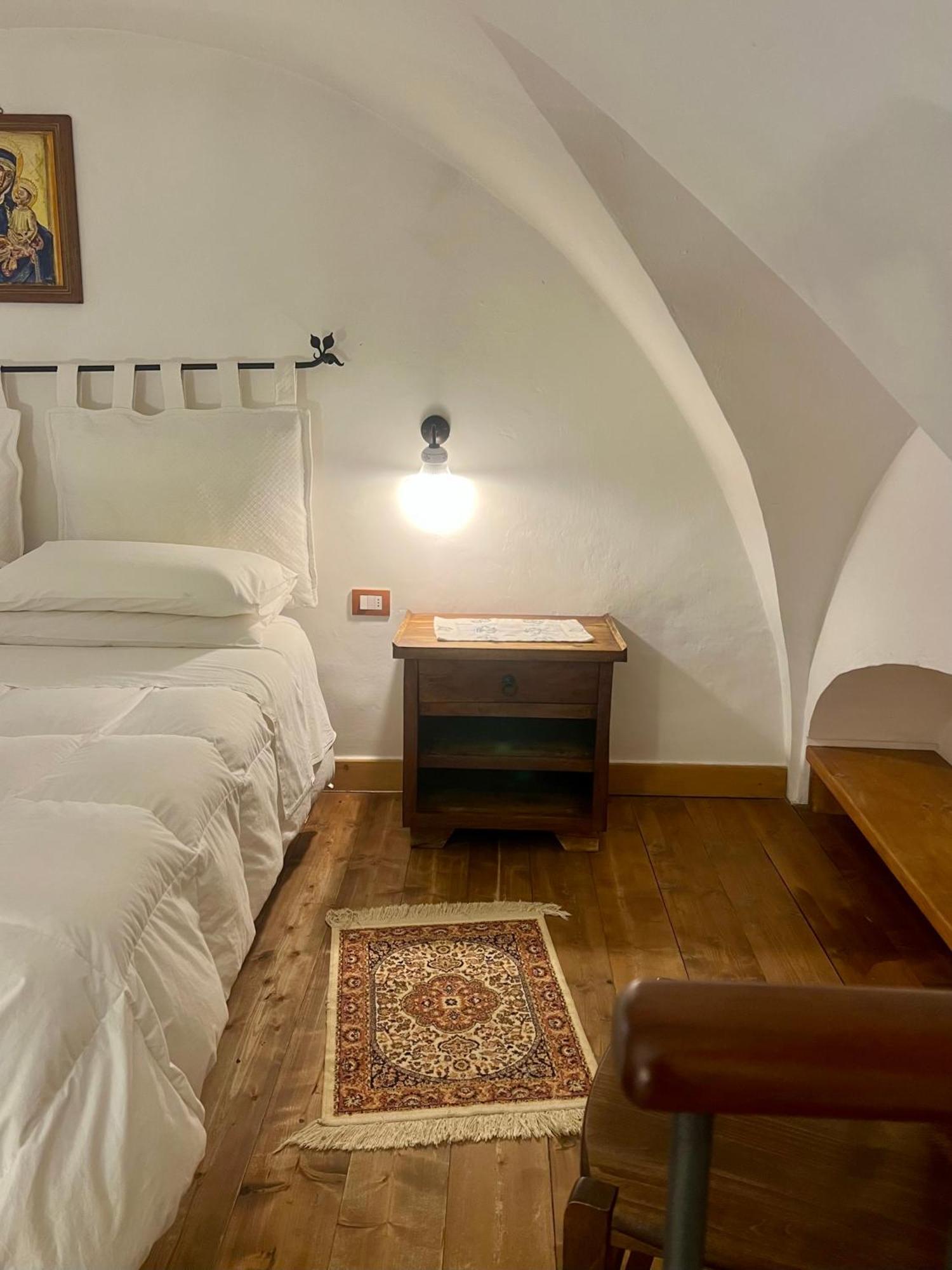 Villa In Gargano - Villa Basso มอนเต ซานตานเจโล ภายนอก รูปภาพ
